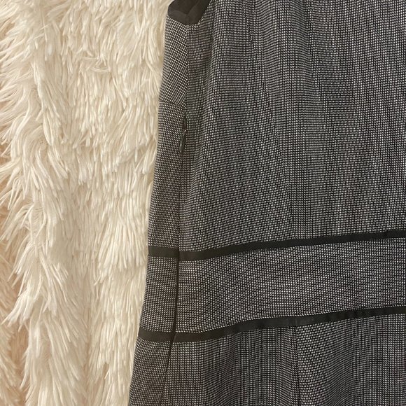 Plus Size Professional Elegant Work Dress - Picture 5 of 9